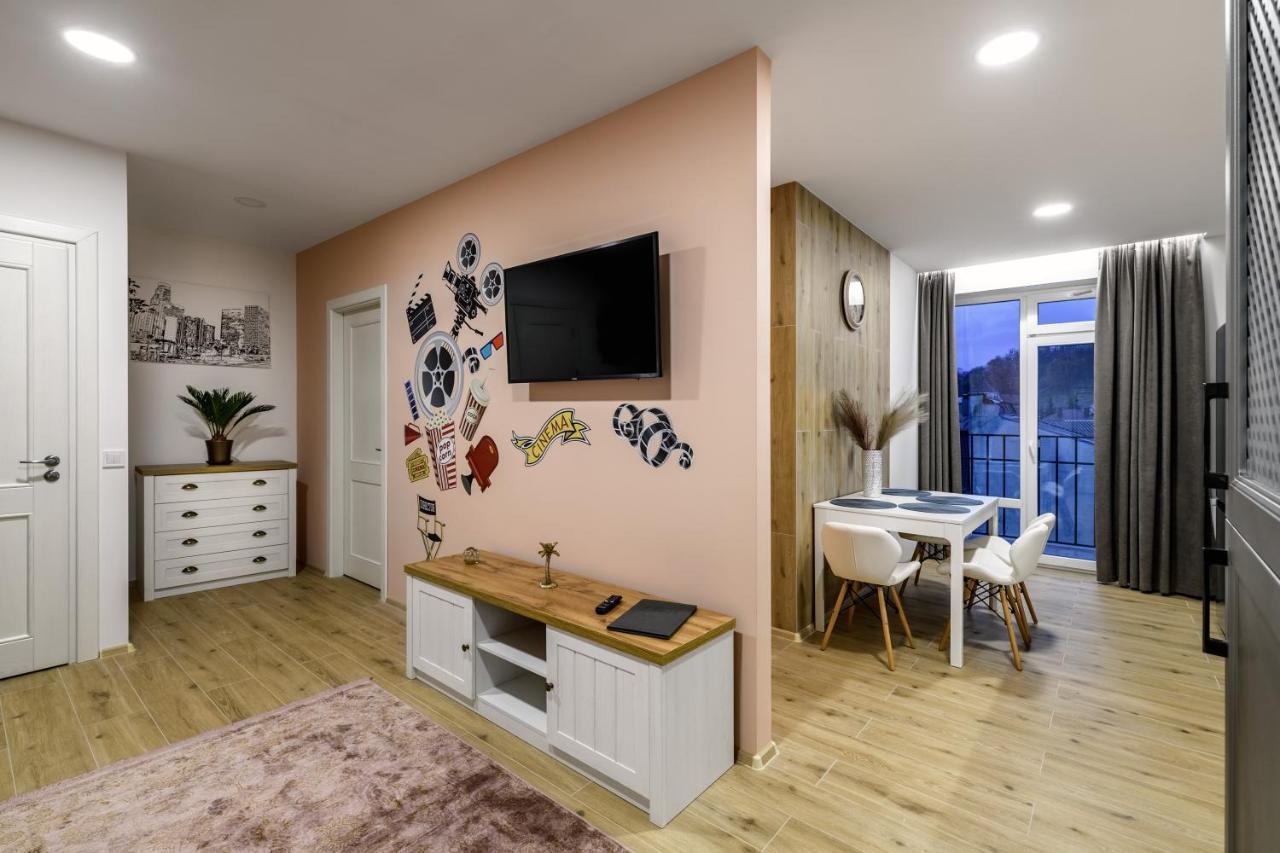 Apartament Aparts Kulisha Str *